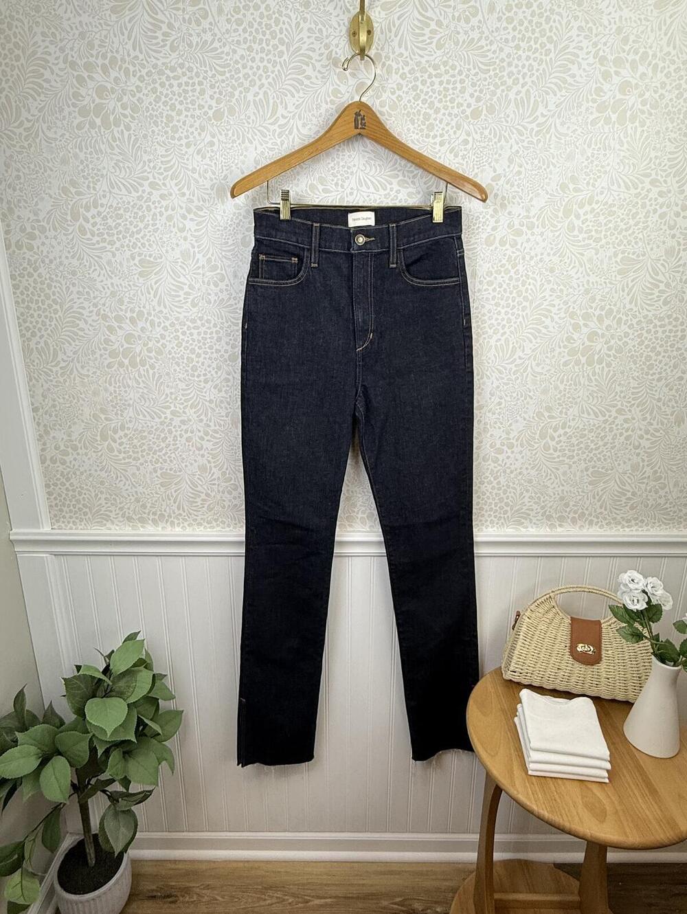 Favorite Daughter Valentina Tower Super High Rise Cigarette 31' Jean - Size - 27